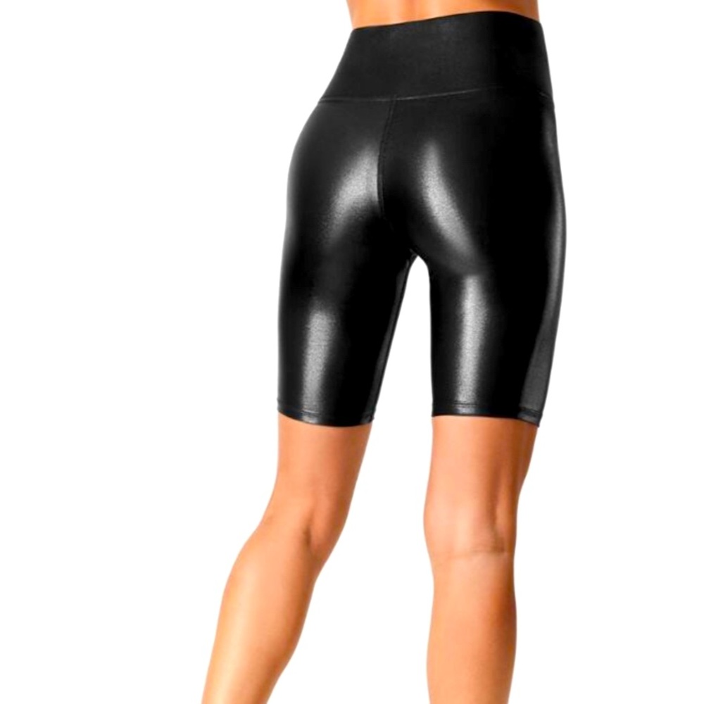 Carbon38 High Rise Biker Short in Takara Shine
